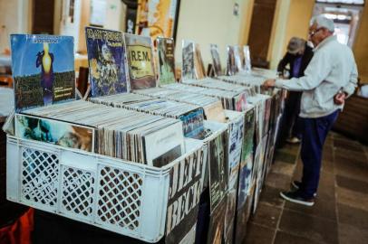  PORTO ALEGRE, RS, BRASIL, 22/07/2019: Feira de Vinil do Mercado Público. (Foto: Omar Freitas / Agência RBS)Indexador: NGS