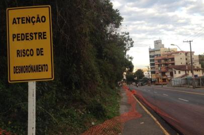 Prefeitura de Caxias e proprietários de terrenos farão muro de contenção em encosta na Av. São Leopoldo