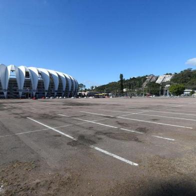  Porto Alegre, RS . Terreno onde será construido prédio ao lado do estádio Beira Rio, Fotos Júlio Cordeiro  ag. RBS