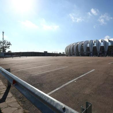  Porto Alegre, RS . Terreno onde será construido prédio ao lado do estádio Beira Rio, Fotos Júlio Cordeiro  ag. RBS