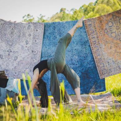 Yoga no Tapete - Renda Decorações