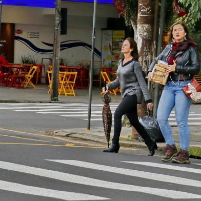  PORTO ALEGRE, RS, BRASIL 25/07/2019 - Clima Tempo - Porto Alegre. (FOTO: ROBINSON ESTRÁSULAS/AGÊNCIA RBS)