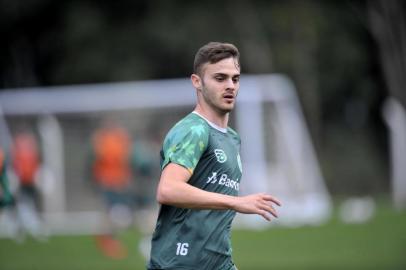 CAXIAS DO SUL, RS, BRASIL, 23/07/2019Treino do Juventude no CT antes do jogo contra o São José (POA), pela série C. Gabriel Poveda - atacante(Lucas Amorelli/Agência RBS)