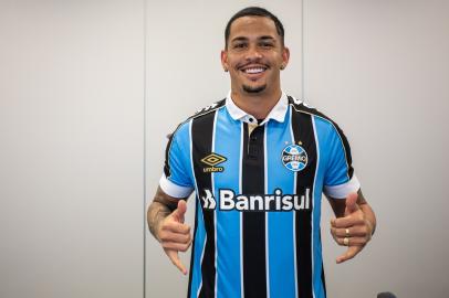 Luciano, atacante do Grêmio