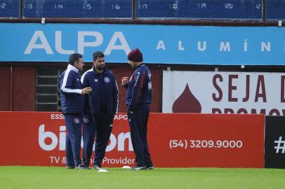  CAXIAS DO SUL, RS, BRASIL, 27/06/2019 - Primeiro treino do Caxias no Centenário com novo técnico, Paulo Henrique Marques. (Marcelo Casagrande/Agência RBS)