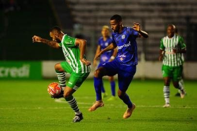  CAXIAS DO SUL, RS, BRASIL, 23/01/2019. Juventude x São José-Poa, jogo válido pela segunda rodada da primeira fase do campeonato gaúcho (Gauchão 2019), realizado no estádioi Alfredo Jaconi. (Porthus Junior/Agência RBS)