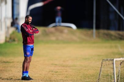  CAXIAS DO SUL, RS, BRASIL, 16/07/2019. Treino do Caxias. O time grená disputa a partida de volta das quartas-de-final da série D do Campeonato Brasileiro. O jogo vale acesso à série c do no que vem. Na foto, meia Wagner. (Porthus Junior/Agência RBS)