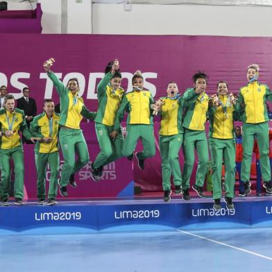  30.07.2019 - Jogos Panamericanos Lima 2019 - Lima (PER) - VIDENA - Handebol feminino - Brasil x Argentina - Final - .Na foto: SeleÃ§Ã£o Brasileira ganha da Argentina e conquista a medalha de ouro.Foto: ©Wander Roberto/COBIndexador: Wander Roberto/COBFotógrafo: Wander Roberto/COB