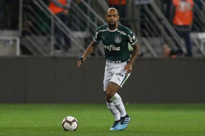 SÃO PAULO, SP - 30.07.2019: PALMEIRAS X GODOY CRUZ - Felipe Melo durante jogo entre Palmeiras x Godoy Cruz (ARG) realizado no Allianz Parque, Zona Oeste de São Paulo. A partida é a segunda válida pelas oitavas de final da Copa Libertadores da América 2019. (Foto: Ricardo Moreira/Fotoarena/Lancepress!)