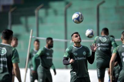 CAXIAS DO SUL, RS, BRASIL, 01/08/2019Treino do Juventude no Jaconi antes de jogar contra o Atlético 0 AC pela série C do campeonato Brasileiro.Eltinho (Lucas Amorelli/Agência RBS)