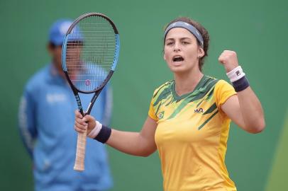  01.08.2019 - Jogos Panamericanos Lima 2019 - Lima (PER) - Club Lawn Tenis - Tenis - Simples Feminino - Oitavas de Final - Na foto: Carolina Alves (BRA x Victoria Bosio (ARG) - Foto: Alexandre Loureiro/COBIndexador: Alexandre Loureiro/COBFotógrafo: Alexandre Loureiro/COB