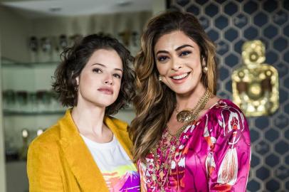 Maria da Paz (Juliana Paes) e Josiane (Agatha Moreira) em A Dona do Pedaço 