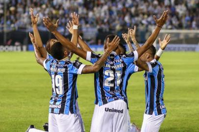 Gremio x LibertadRS - FUTEBOL/CONMEBOL LIBERTADORES 2019 /GREMIO X LIBERTAD - ESPORTES - Lance da partida entre Gremio e Libertad disputada na noite desta quinta-feira, no EstÃ¡dio Defensores Del Chaco, em AssunÃ§Ã£o, valida pelas oitavas de final da Conmebol Libertadores 2019. FOTO: LUCAS UEBEL/GREMIO FBPAEditoria: SPOIndexador: Lucas UebelSecao: futebolFonte: Gremio.netFotógrafo: Gremio x Libertad