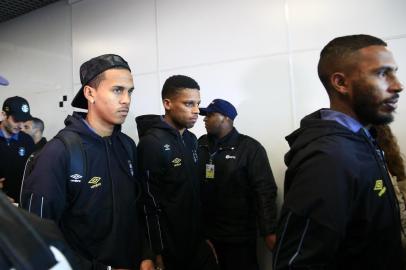  PORTO ALEGRE, RS, BRASIL,02/08/2019- Chegado do Grêmio a Porto Alegre, após a vitoria na Libertadores. (FOTOGRAFO: ANDRÉ ÁVILA / AGENCIA RBS)