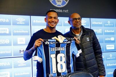  PORTO ALEGRE, RS, BRASIL 02/08/2019 - Apresentação de Luciano no Grêmio. (FOTO: ROBINSON ESTRÁSULAS/AGÊNCIA RBS)