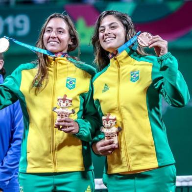  Crédito obrigatório: Pedro Ramos/ rededoesporte.gov.br. Carol Meligeni e Luisa Stefani conquistam o bronze nas duplas femininas de tênis nos Jogos Pan-Americanos de Lima 2019. Local: Club Lawn Tennis, em Lima, no Peru. Data: 03.08.2019. Foto: Pedro Ramos/ rededoesporte.gov.brIndexador: DANILOBORGES