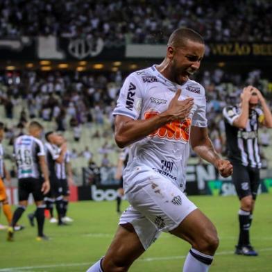 Atlético-MG vence o Ceará de virada com gol de Jairatlético-mg , galo , jair , ceará , castelão , brasileirão