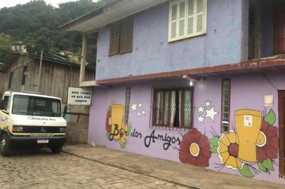 Bar dos Amigos, no bairro Municipal de Bento, foi palco para chacina com cinco mortos