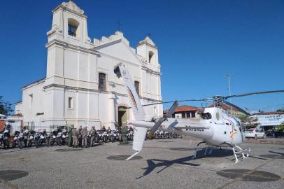 Operação Cavalo de Aço da Brigada Militar resulta em dois presos em Viamão.