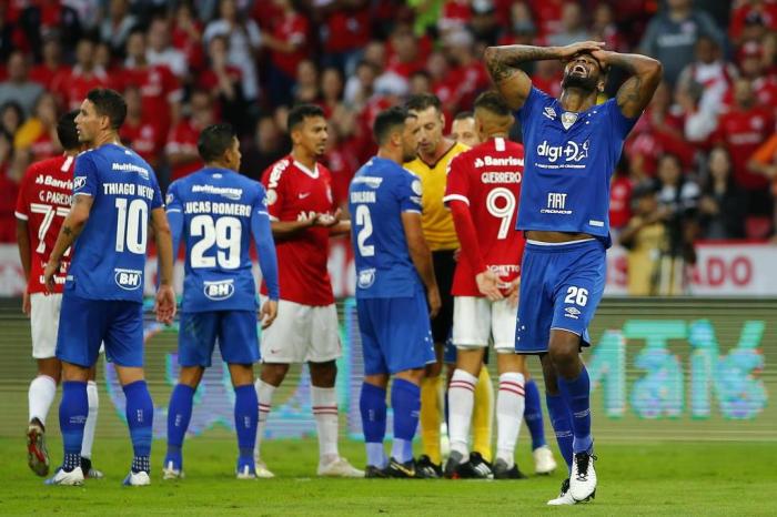 Cruzeiro 🦊 on X: HOJE TEM CRUZEIRO!!!!! 🦊💙 É dia de ver #OMaiorCampeão  da @CopadoBrasil em campo! Vamos lutar juntos para reverter o placar do jogo  de ida e buscar a classificação. #