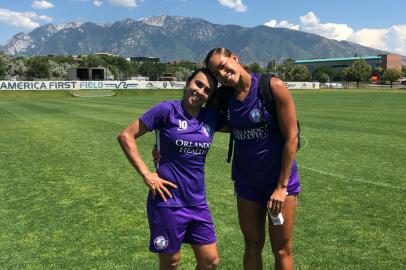 Zagueira do Orlando Pride, Toni Pressley é namorada de Marta