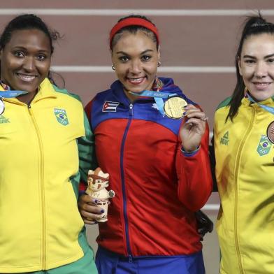  06.08.2019 - Jogos Panamericanos Lima 2019 - Lima (PER)  - VIDENA -.Atletismo -  LanÃ§amento do Disco feminino.na foto: ANDRESSA OLIVEIRA DE MORAIS (e) ganhou a medalha de prata e FERNANDA RAQUEL BORGES  ganhou a medalha de bronze.Foto: Â©Wander Roberto/COBIndexador: Wander Roberto/COBFotógrafo: Wander Roberto/COB