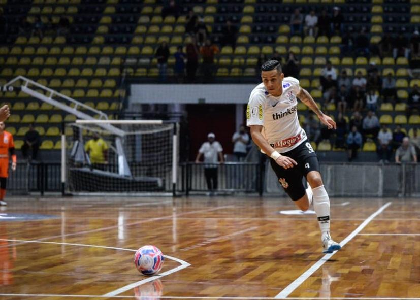 Corinthians traz de volta o melhor jogador da LIGA FUTSAL. - Nova