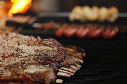  PORTO ALEGRE, RS, BRASIL, 16-09-2016: Barbada ZH. Dicas para economizar no churrasco. (Foto: Mateus Bruxel / Agência RBS)