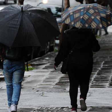  CAXIAS DO SUL, RS, BRASIL (12/08/2019)Dia de chuva em Caxias do Sul. (Antonio Valiente/Agência RBS)