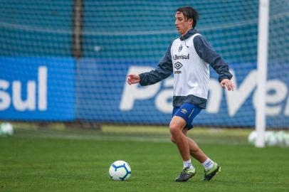 Treino Gremio Jogadores do Gremio realizam treino durante a tarde desta segunda-feira no CT Luiz Carvalho. GeromelEditoria: SPOIndexador: Lucas UebelSecao: futebolFonte: Gremio.netFotógrafo: Treino Gremio 