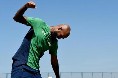  Rio de Janeiro, RJ - Brasil - 27/04/2019 - CTPA - Bruno SilvaTreino do Fluminense.FOTO DE MAILSON SANTANA/FLUMINENSE FCIMPORTANTE: Imagem destinada a uso institucional e divulgação, seu uso comercial está vetado incondicionalmente por seu autor e o Fluminense Football ClubIMPORTANT: Image intended for institutional use and distribution. Commercial use is prohibited unconditionally by its author and Fluminense Football ClubIMPORTANTE: Imágen para uso solamente institucional y distribuición. El uso comercial es prohibido por su autor y por el Fluminense Football Club. És mandatório mencionar el nombre del autor ao usar el imágen.A PEDIDO DE JEFFERSON BOTEGA.Indexador: Mailson Santana/Fluminense FC