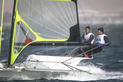  09.08.2019 - Jogos Pan-Americanos Lima 2019 - Lima (PER) - MEDAL RACE - Disputa de medalhas na Vela em Paracas. Na foto os brasileiros Marco Grael e Gabriel Borges medalha de ouro na competição . Foto: ©Jonne Roriz/COBLocal: LimaFonte: Jonne Roriz/COB