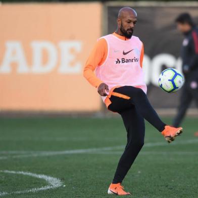  Treinamento do Inter no CT Parque Gigante. Na foto, bruno Silva