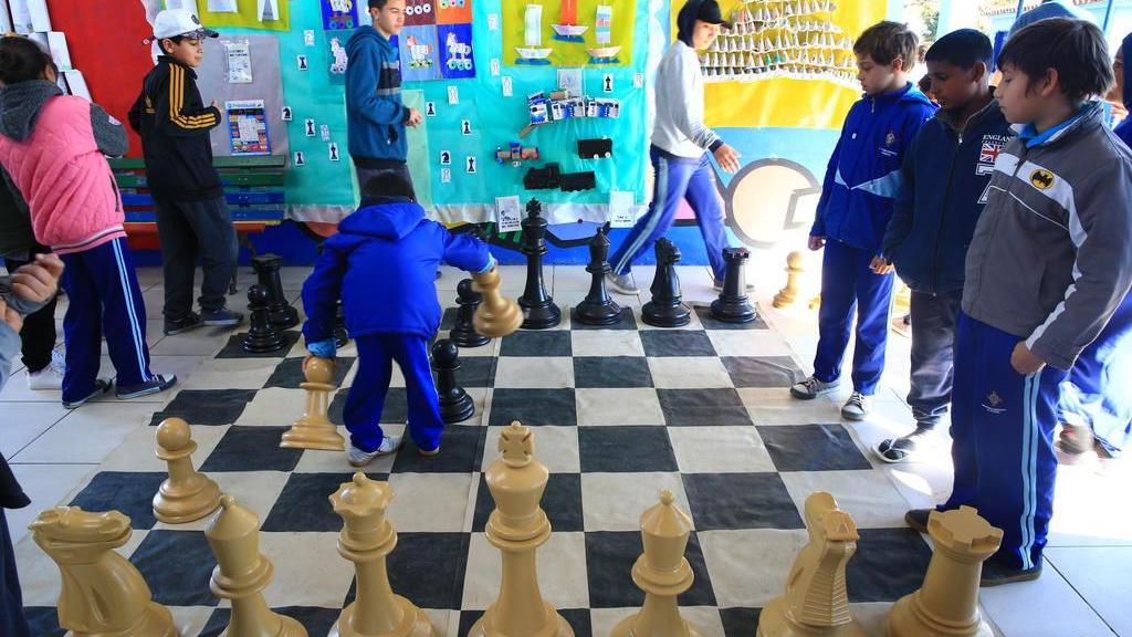 Escola oferece Xadrez como ferramenta para qualificar aprendizado