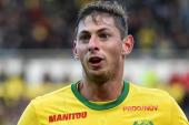 Corpo de Emiliano Sala chega à Argentina para funeral e homenagens