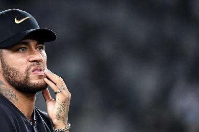  Paris Saint-Germains Brazilian forward Neymar reacts at the end of the French Trophy of Champions football match between Paris Saint-Germain (PSG) and Rennes (SRFC) at the Shenzhen Universiade stadium on August 3, 2019. - Representatives of FC Barcelona went on August 13, 2019 to France to discuss with those of Paris of a possible return to Barça of the Brazilian star Neymar without the file changing significantly. (Photo by FRANCK FIFE / AFP)Editoria: SPOLocal: ShenzhenIndexador: FRANCK FIFESecao: soccerFonte: AFPFotógrafo: STF