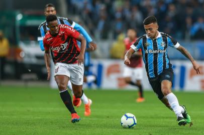 Matheus Henrique, volante do Grêmio, foi eleito o melhor jogador da partida contra o Athletico-PR na semifinal da Copa do Brasil