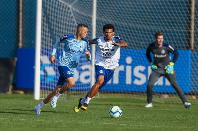 Treino Gremio Treino do Grêmio no CT Luiz Carvalho.Na foto, Luan e RodriguesEditoria: SPOIndexador: Lucas UebelSecao: futebolFonte: Gremio.netFotógrafo: Treino Gremio 