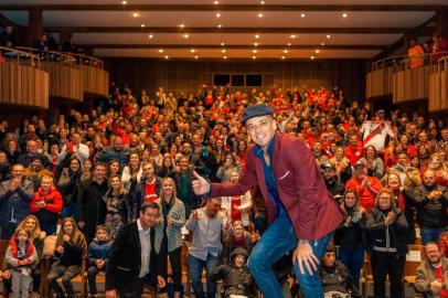 dalessandro deu palestra em bento gonçalves