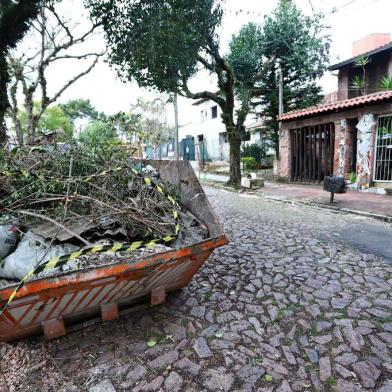  PORTO ALEGRE, RS, BRASIL, 19/08/2019: Caso foi registrado na Rua Doutor Affonso Sanmartin, no bairro Jardim do Salso