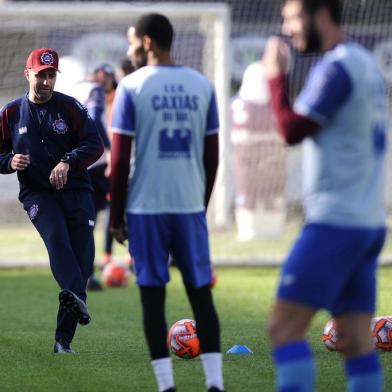  CAXIAS DO SUL, RS, BRASIL (15/08/2019)Treino do Ser Caxias no estádio centenário em caxias do Sul. Na foto, técnico Lacerda.(Antonio Valiente/Agência RBS)