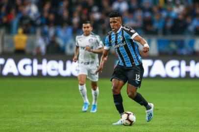 Lateral-esquerdo Cortez do Grêmio