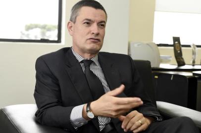 MAURÍCIO LEITE VALEIXOBrasil, Curitiba, Paraná, 10/01/2018. Retrato do superintendente da Polícia Federal no Paraná, Maurício Leite Valeixo. Foto:DENNIS FERREIRA NETO / ESTADÃO CONTEÚDO. - Crédito:DENIS FERREIRA NETTO/ESTADÃO CONTEÚDO/AE/Código imagem:220667Editoria: POLLocal: CURITIBAIndexador: DENIS FERREIRA NETTOFonte: AGE