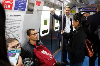 eduardo leite no trem