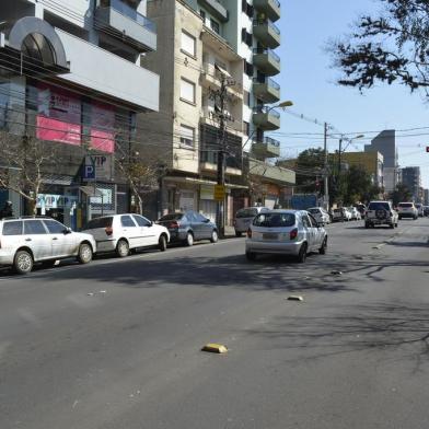 Rua Os 18 do Forte, em Caxias, ganhará nova faixa experimental na próxima segunda-feira