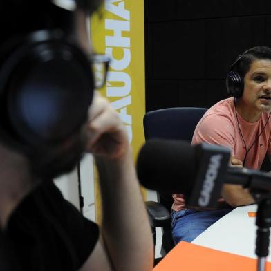  CAXIAS DO SUL, RS, BRASIL, 30/08/2019 - Programa show dos esportes com o convidado Lauro, ex-jogador do Juventude. Apresentação de Eduardo Costa e Marcelo Rocha. (Marcelo Casagrande/Agência RBS)