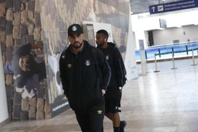  PORTO ALEGRE, RS, BRASIL, 03/09/2019- Embarque do Grêmio no áeroporto Salgado Filho. (FOTOGRAFO: ANDRÉ ÁVILA / AGENCIA RBS)