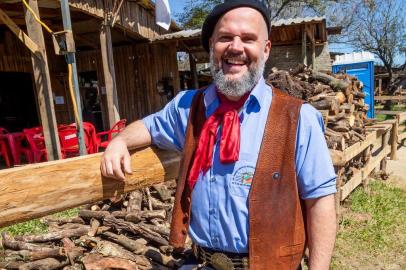  PORTO ALEGRE, RS, BRASIL, 04/09/2019: Patrono do Acampamento Farroupilha, César Oliveira (Foto: Omar Freitas / Agência RBS)Indexador: NGS