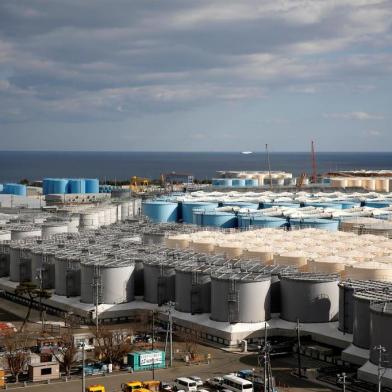 FILE PHOTO: Storage tanks for radioactive water are seen at tsunami-crippled Fukushima Daiichi nuclear power plant in OkumaFILE PHOTO: Storage tanks for radioactive water are seen at Tokyo Electric Power Co's (TEPCO) tsunami-crippled Fukushima Daiichi nuclear power plant in Okuma town, Fukushima prefecture, Japan February 18, 2019. REUTERS/Issei Kato/File Photo ORG XMIT: TOK002Local: Okuma ;Japan