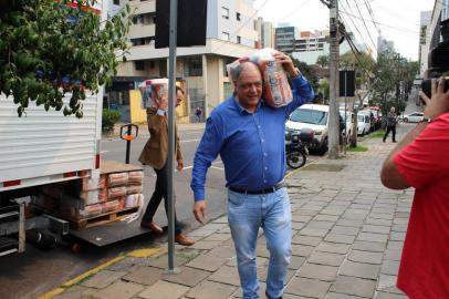  presidentes do Simecs, Paulo Antônio Spanholi, e do Sindicato dos Metalúrgicos, Assis Melo